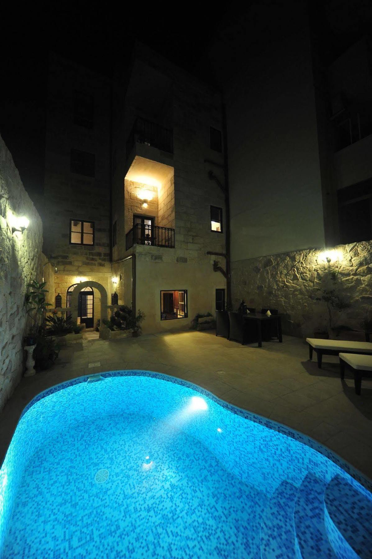 The Stonehouse Panzió San Ġiljan Kültér fotó